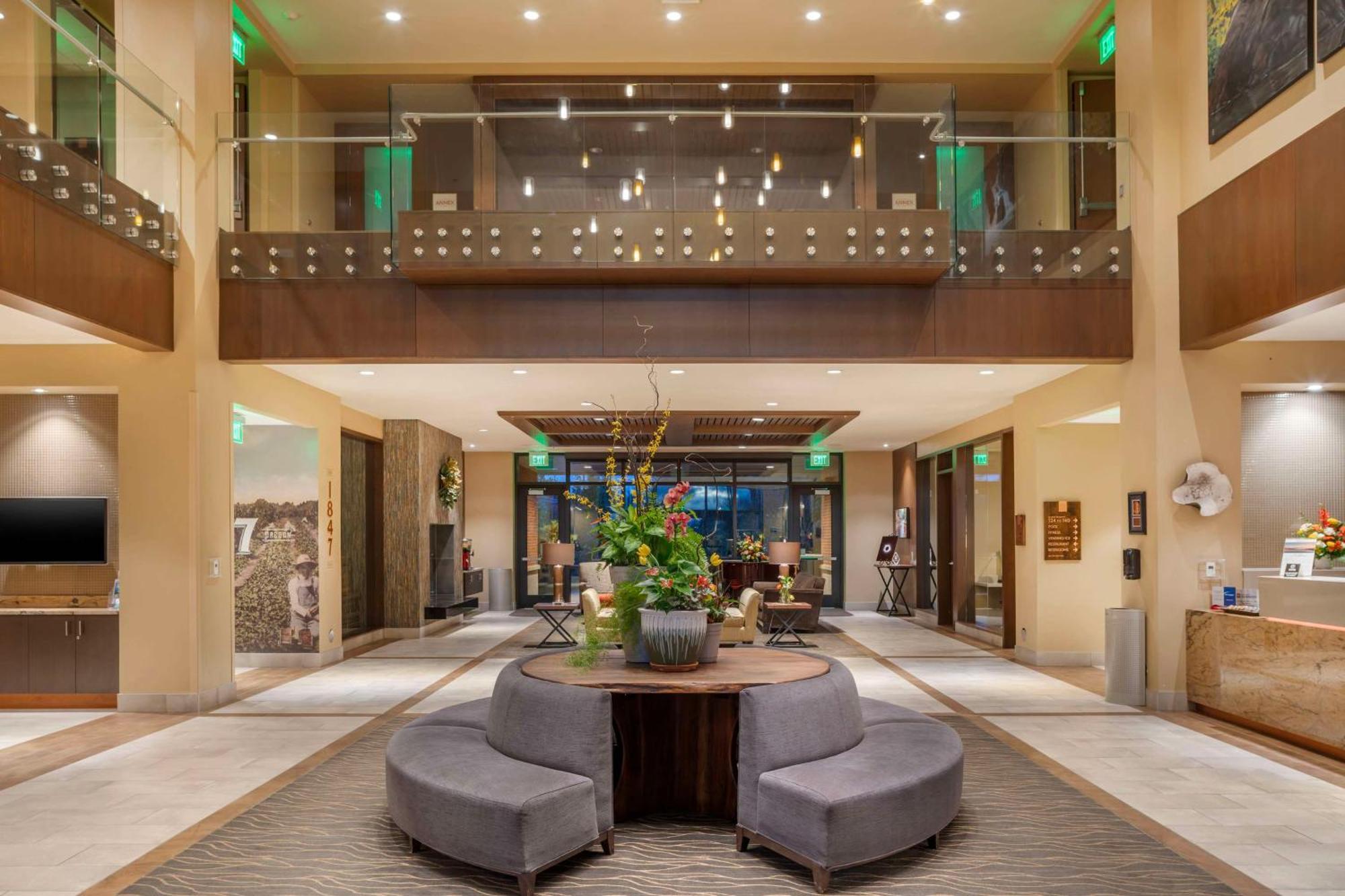 Best Western Premier Boulder Falls Inn Lebanon Luaran gambar